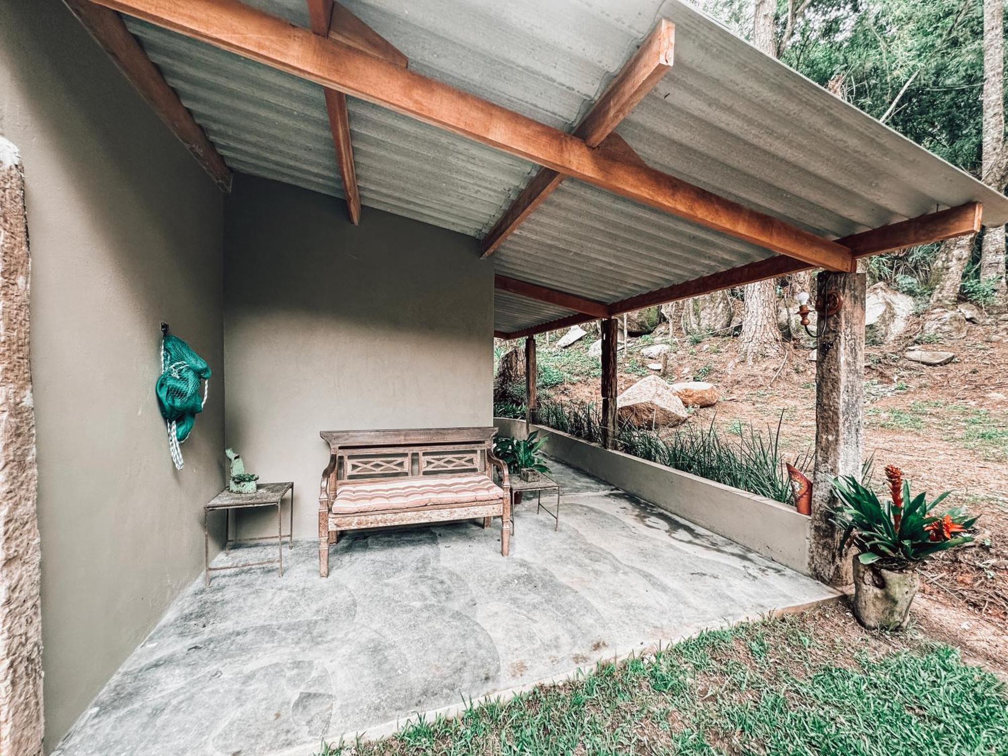 Acalanto Inn *